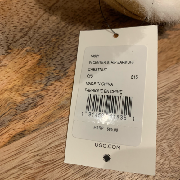Ugg | Shearling Chestnut Ear Muffs - Picture 5 of 8
